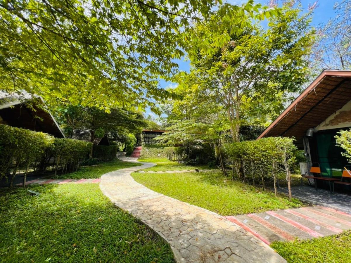 Phayam Valley Homestay Ко Паям Екстериор снимка