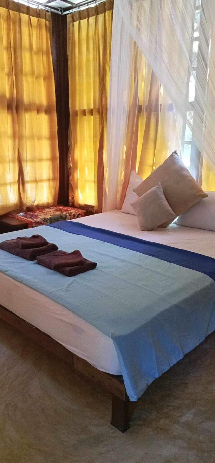 Phayam Valley Homestay Ко Паям Екстериор снимка